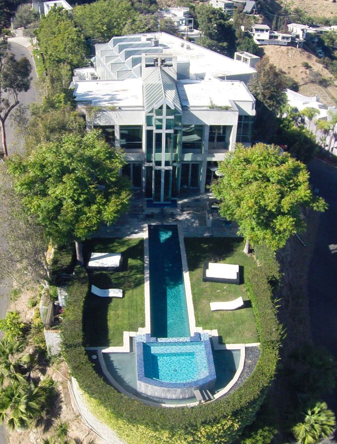 General Views of Rihanna's 7 million dollar Hollywood Hills Mansion